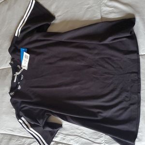 Brand new Adidas black and white  shirt from a Non-smoking house.